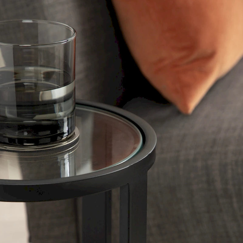 Table d'appoint ronde en verre trempé noir avec pieds métalliques étagés – Une unité