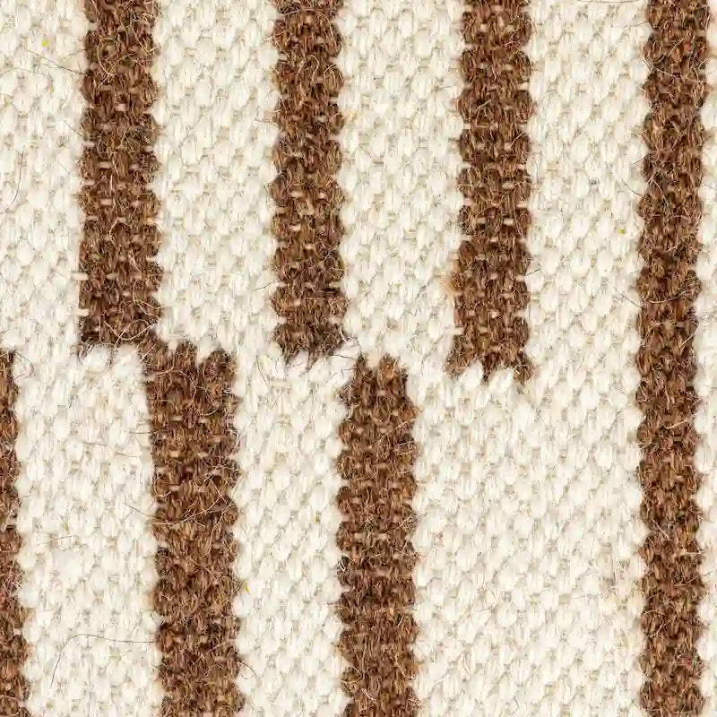 Table basse pouf capitonnée en laine kilim marron et crème – Multi-usage